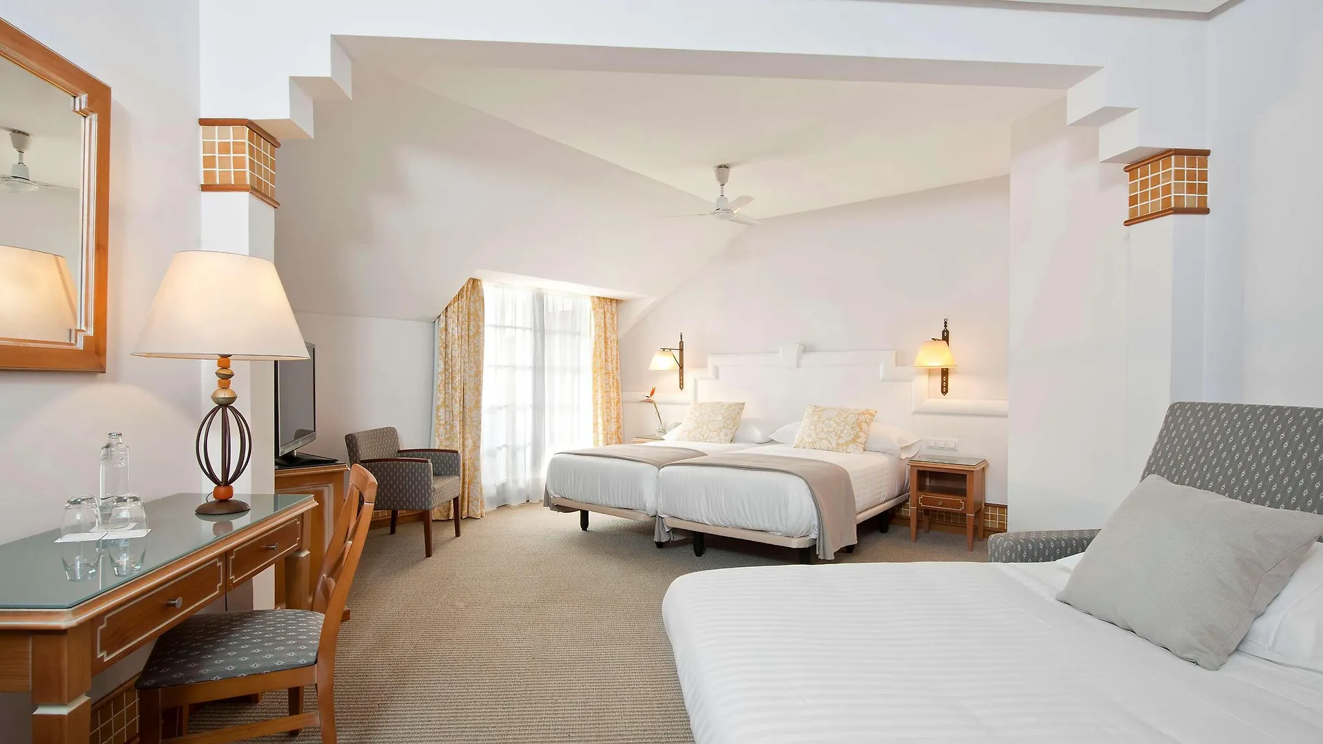 Hotel Melia Isla Canela