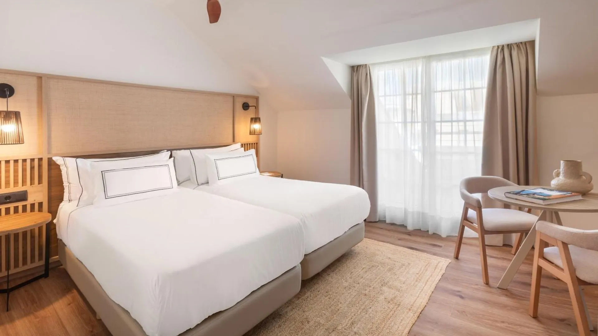 Melia Isla Canela Hotel 4*,