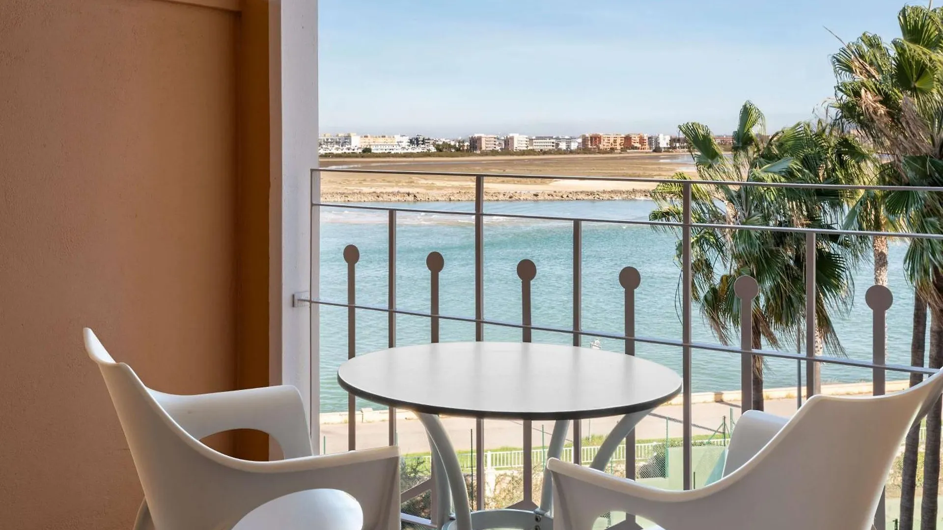 Melia Isla Canela Hotel
