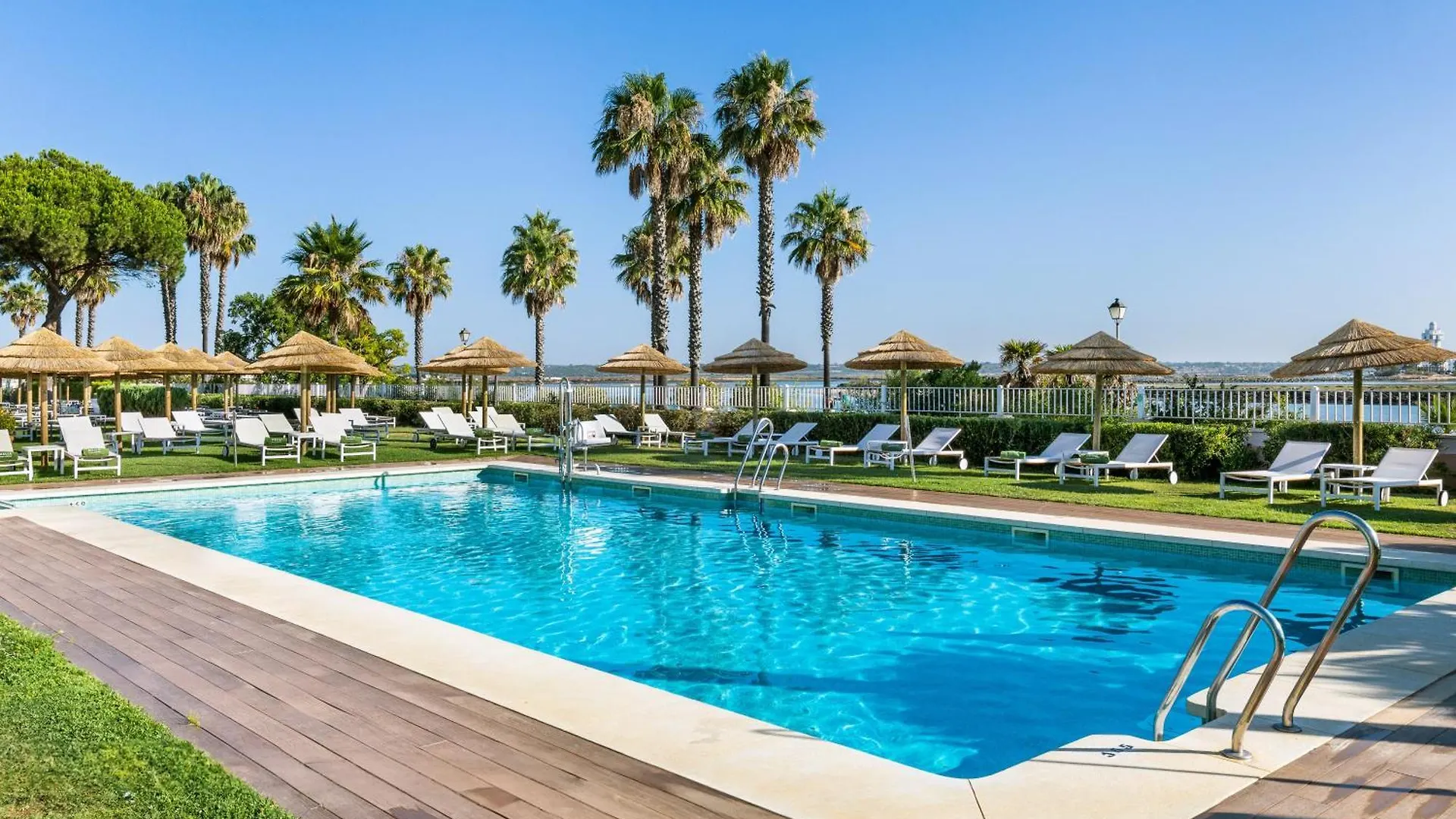Hotel Melia Isla Canela