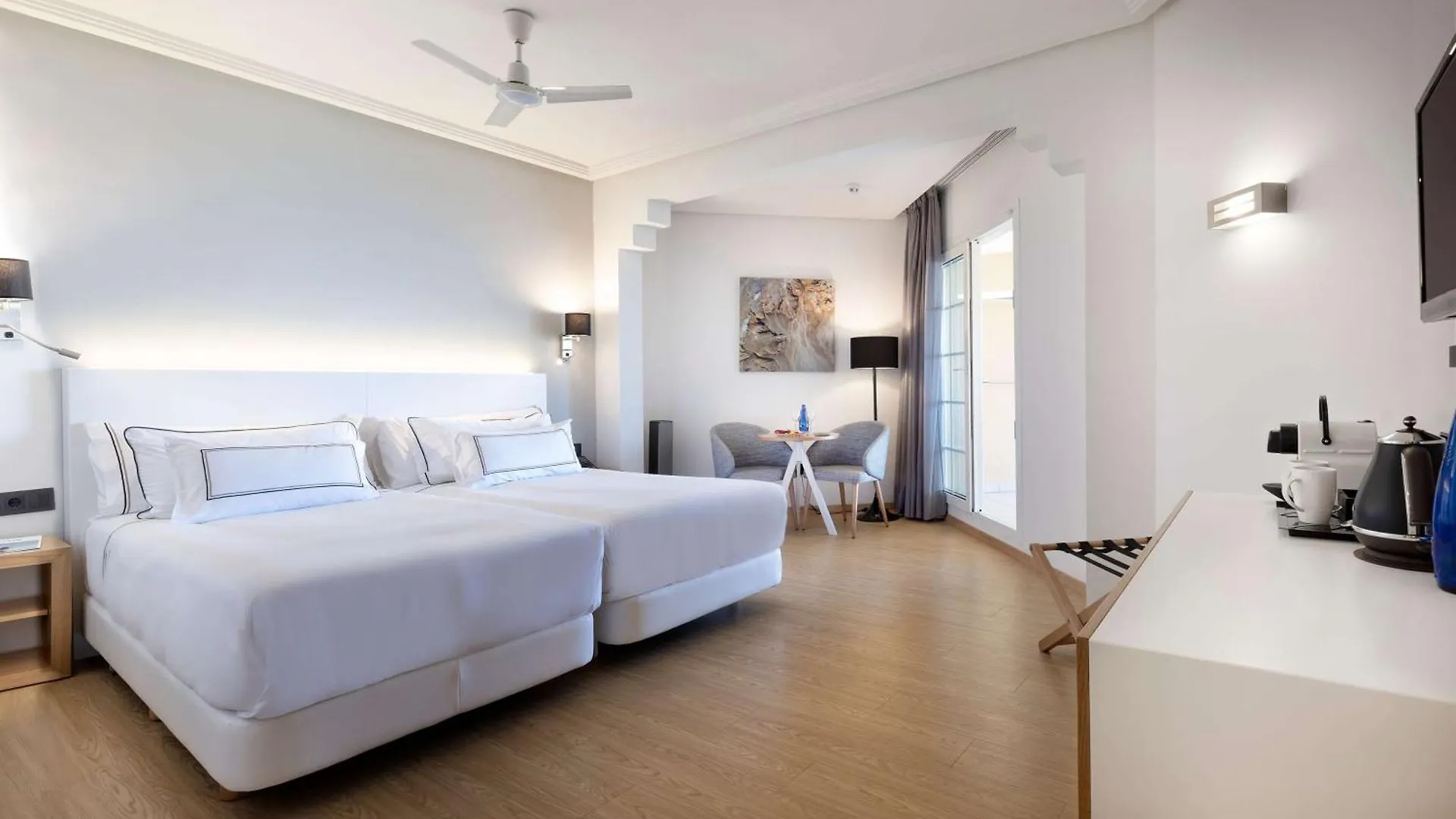 Hotel Melia Isla Canela